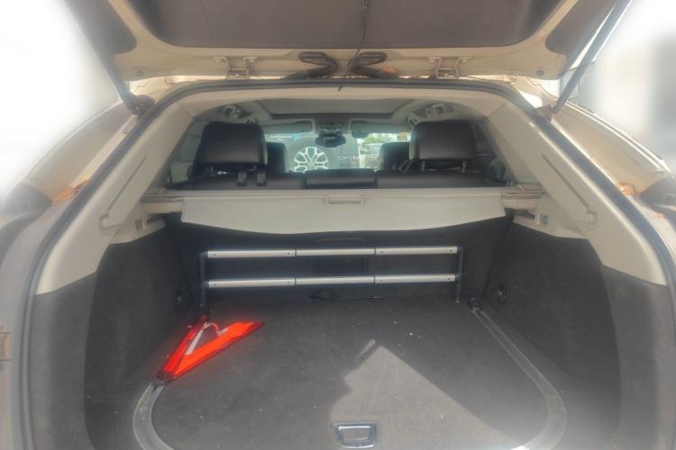 Used Cadillac SRX 2012 3.0L Elite Edition Trunk