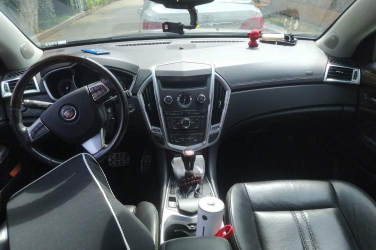 Used Cadillac SRX 2012 3.0L Elite Edition Center Console