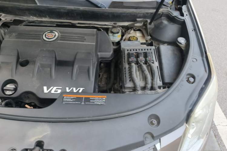Used Cadillac SRX 2012 3.0L Leading Model Engine Bay Left