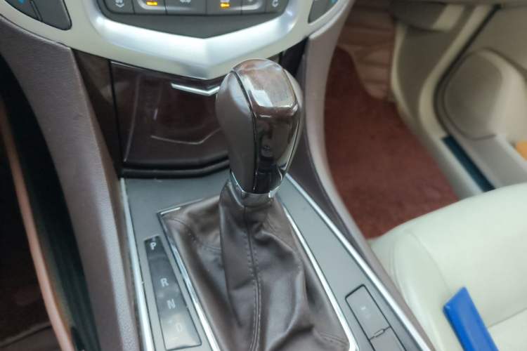 Used Cadillac SRX 2012 3.0L Leading Model Gear Lever