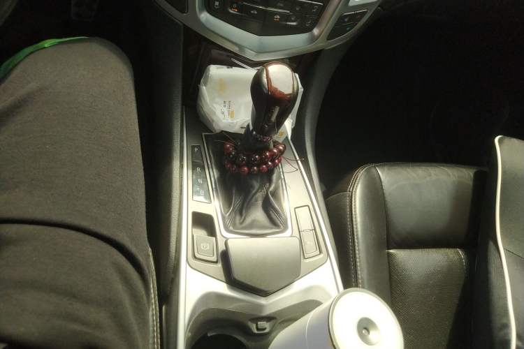 Used Cadillac SRX 2012 3.0L Elite Edition Gear Lever