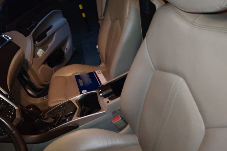 Used Cadillac SRX 2012 3.0L Leading Model Left Front Seat