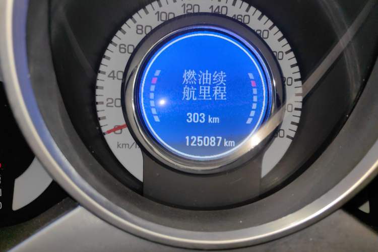 Used Cadillac SRX 2012 3.0L Elite Edition Odometer Close Up
