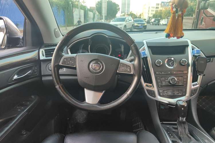 Used Cadillac SRX 2012 3.0L Flagship Version Steering Wheel