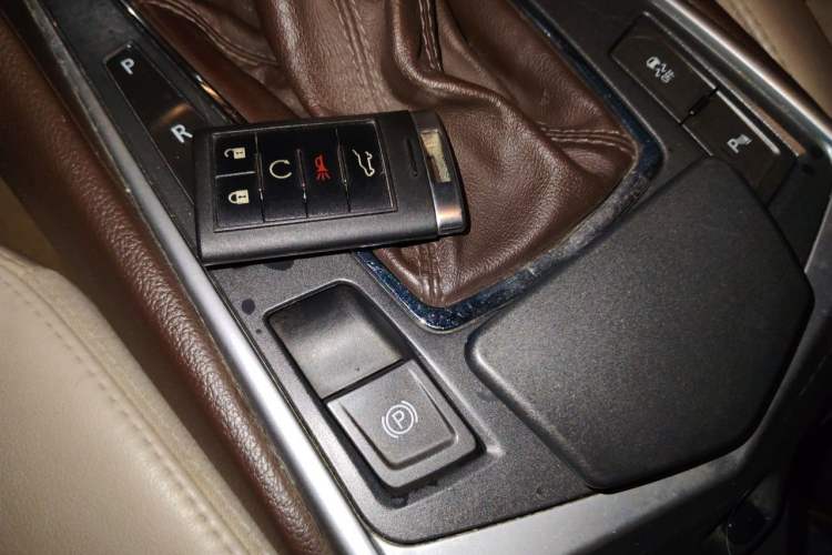Used Cadillac SRX 2012 3.0L Leading Model Vehicle Key