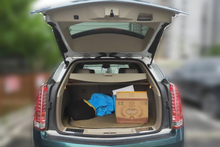 Used Cadillac SRX 2012 3.0L Elite Edition Trunk