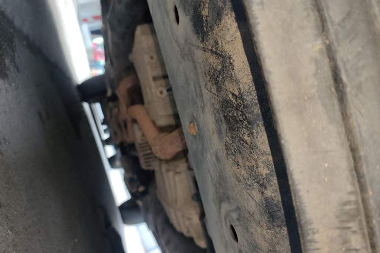 Used Cadillac SRX 2012 3.0L Leading Model Chassis Front