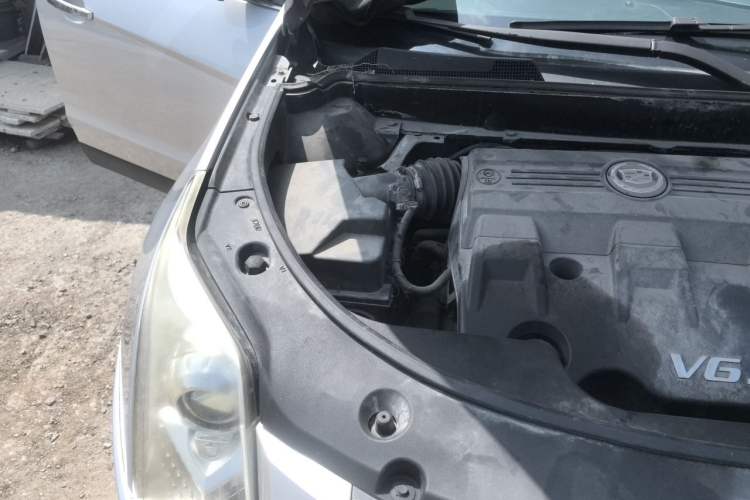 Used Cadillac SRX 2012 3.0L Leading Model Engine Bay Right
