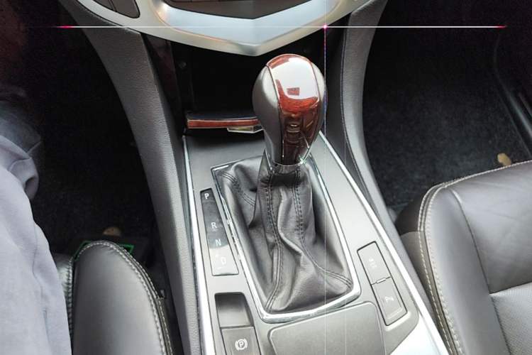 Used Cadillac SRX 2012 3.0L Leading Model Gear Lever