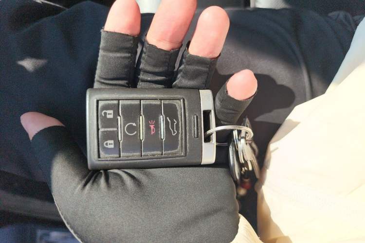 Used Cadillac SRX 2012 3.0L Elite Edition Vehicle Key