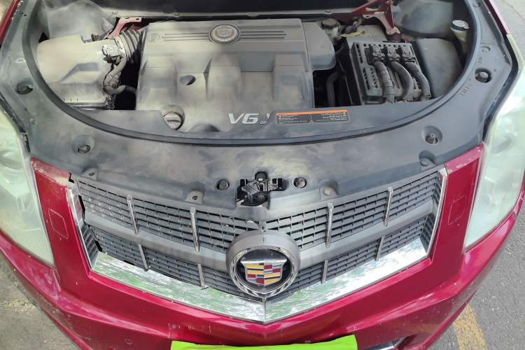 Used Cadillac SRX 2012 3.0L Elite Edition Engine Bay