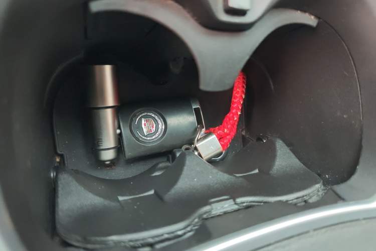 Used Cadillac SRX 2012 3.0L Comfort Model Vehicle Key