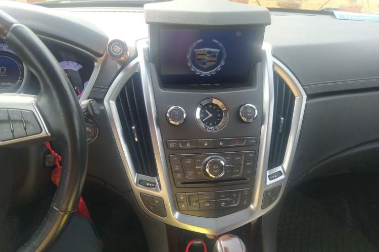 Used Cadillac SRX 2012 3.0L Elite Edition Audio And AC Panel