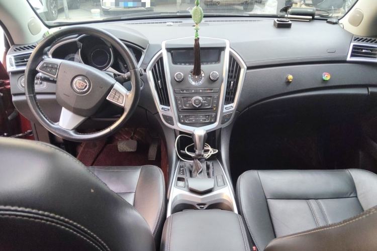 Used Cadillac SRX 2012 3.0L Comfort Model Center Console