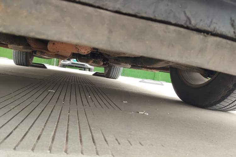 Used Cadillac SRX 2012 3.0L Elite Edition Chassis Front