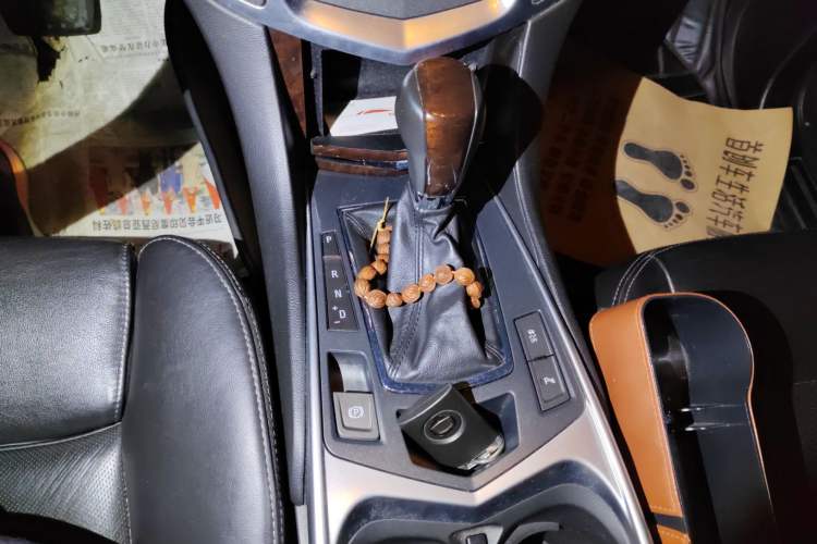Used Cadillac SRX 2012 3.0L Leading Model Gear Lever