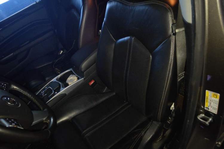 Used Cadillac SRX 2012 3.0L Elite Edition Left Front Seat