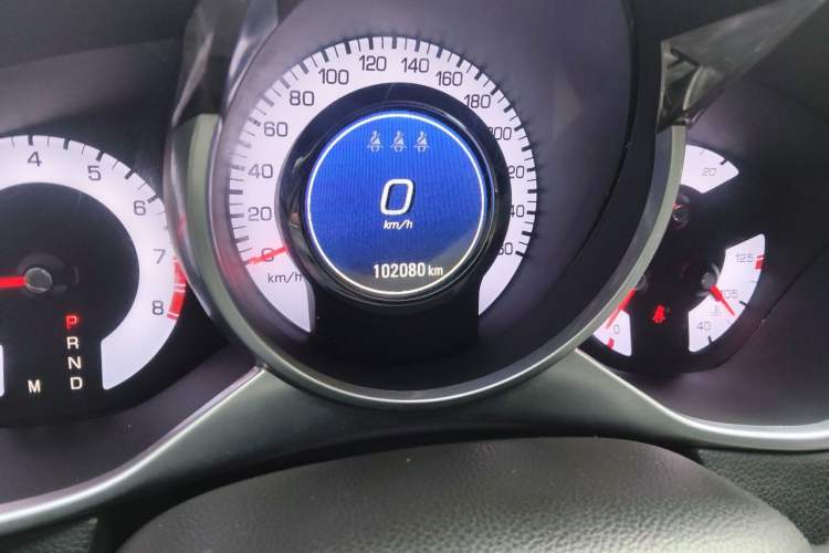 Used Cadillac SRX 2012 3.0L Comfort Model Odometer Close Up