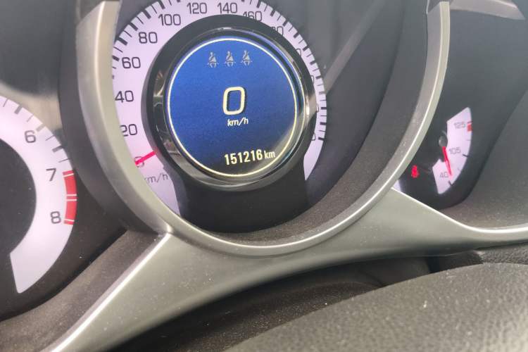 Used Cadillac SRX 2012 3.0L Elite Edition Odometer Close Up