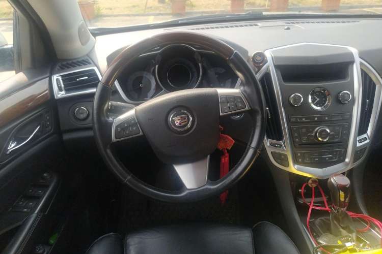 Used Cadillac SRX 2012 3.0L Elite Edition Steering Wheel