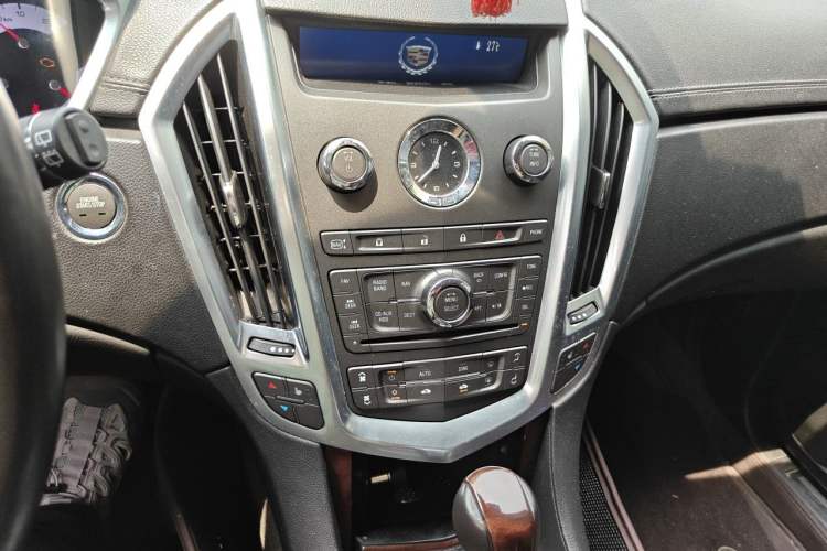 Used Cadillac SRX 2012 3.0L Elite Edition Audio And AC Panel