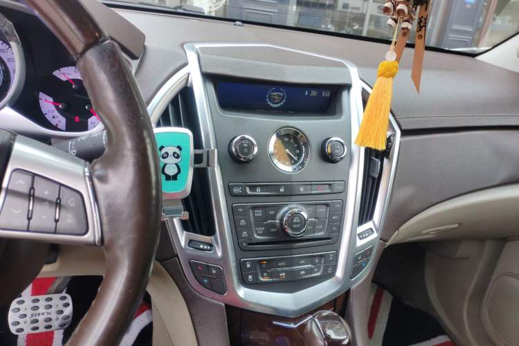 Used Cadillac SRX 2012 3.0L Elite Edition Audio And AC Panel