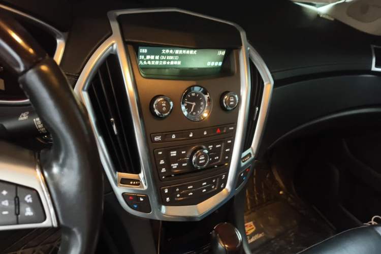 Used Cadillac SRX 2012 3.0L Leading Model Audio And AC Panel