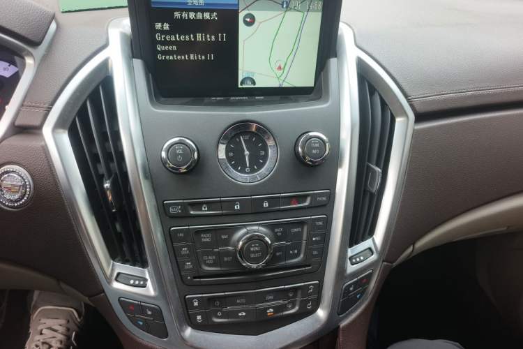 Used Cadillac SRX 2012 3.0L Elite Edition Audio And AC Panel