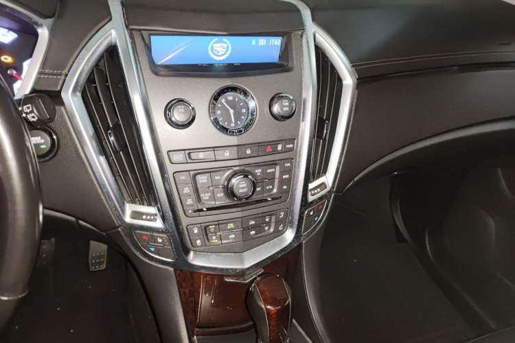 Used Cadillac SRX 2012 3.0L Luxury Model Audio And AC Panel