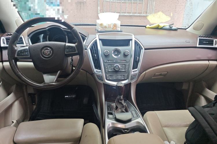 Used Cadillac SRX 2012 3.0L Leading Model Center Console