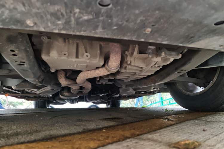 Used Cadillac SRX 2012 3.0L Elite Edition Chassis Front