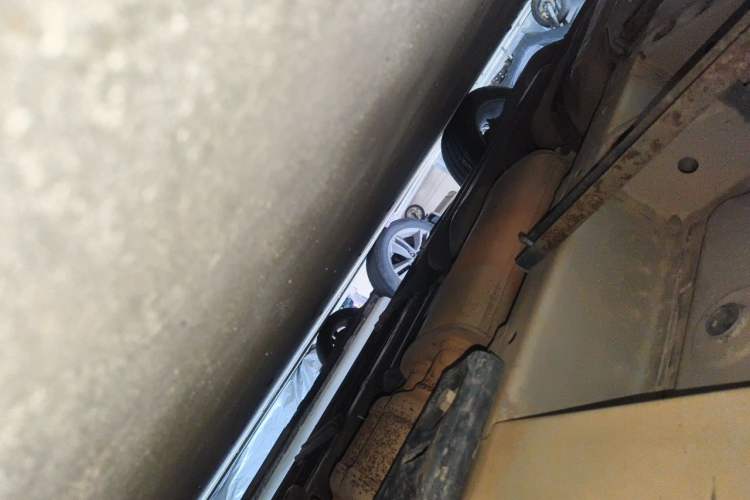 Used Cadillac SRX 2012 3.0L Leading Model Chassis Front Right