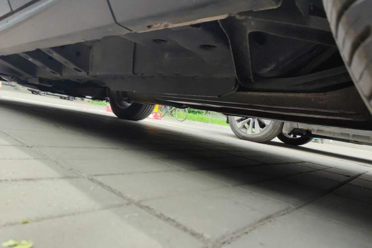 Used Cadillac SRX 2012 3.0L Elite Edition Chassis Rear Left