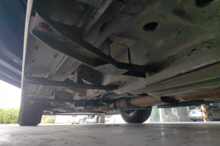 Used Cadillac SRX 2012 3.0L Elite Edition Chassis Rear Left