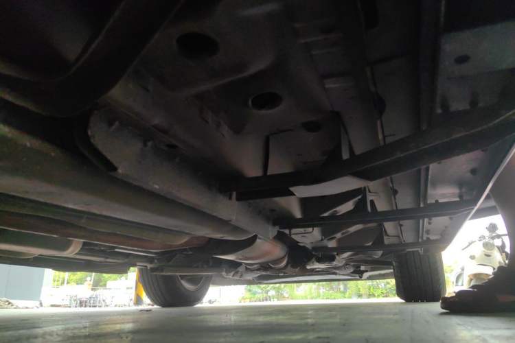 Used Cadillac SRX 2012 3.0L Elite Edition Chassis Rear Right