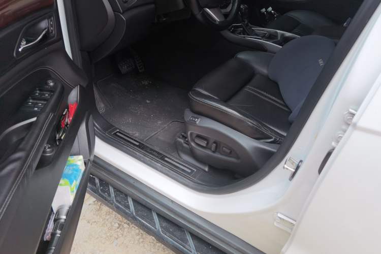 Used Cadillac SRX 2012 3.0L Elite Edition Driver Seat