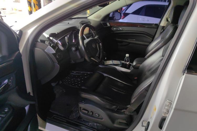 Used Cadillac SRX 2012 3.0L Elite Edition Driver Seat