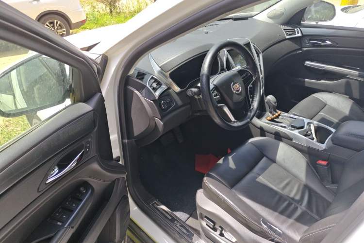 Used Cadillac SRX 2012 3.0L Comfort Model Driver Seat