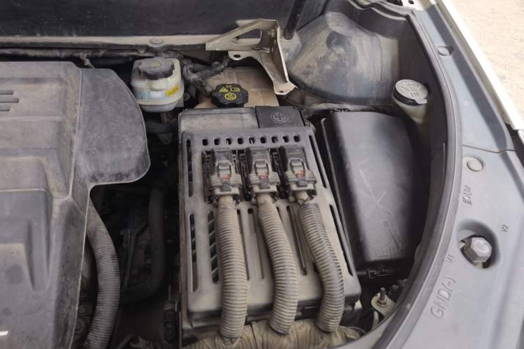 Used Cadillac SRX 2012 3.0L Elite Edition Engine Bay Left