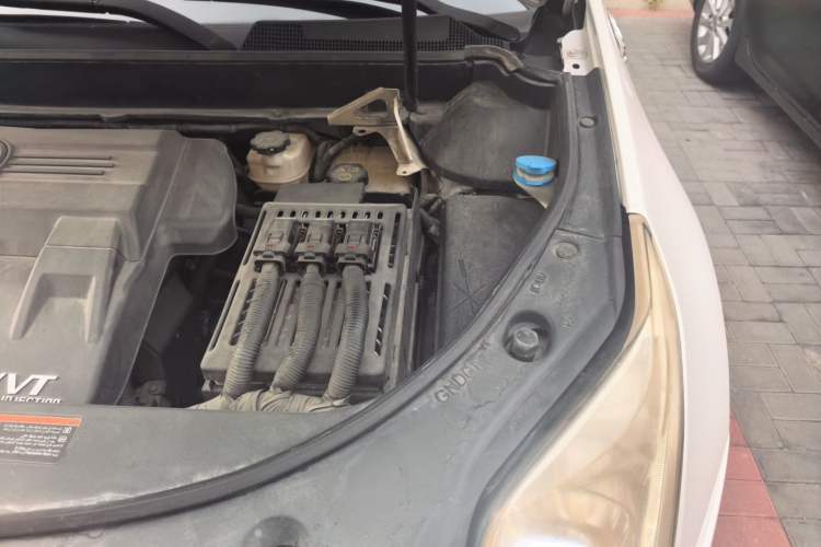 Used Cadillac SRX 2012 3.0L Leading Model Engine Bay Left