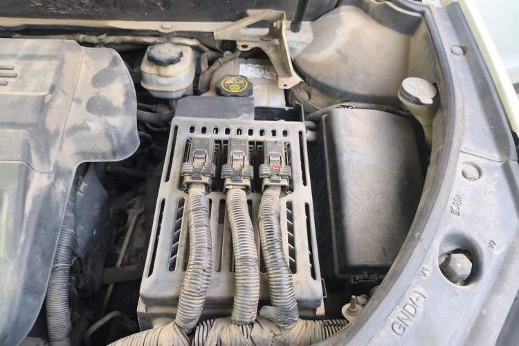 Used Cadillac SRX 2012 3.0L Leading Model Engine Bay Left