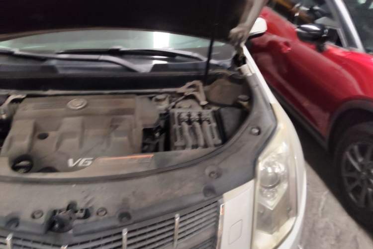 Used Cadillac SRX 2012 3.0L Leading Model Engine Bay Left