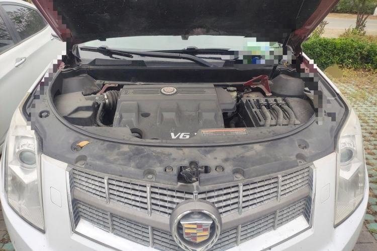 Used Cadillac SRX 2012 3.0L Elite Edition Engine Bay