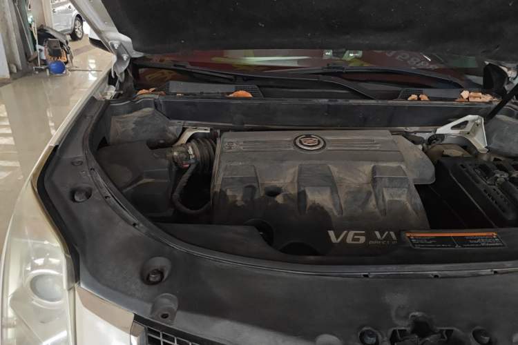 Used Cadillac SRX 2012 3.0L Elite Edition Engine Bay Right