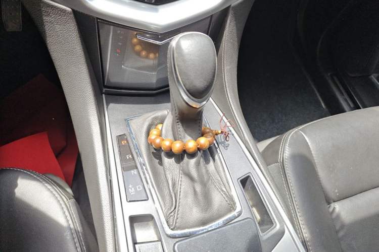 Used Cadillac SRX 2012 3.0L Comfort Model Gear Lever