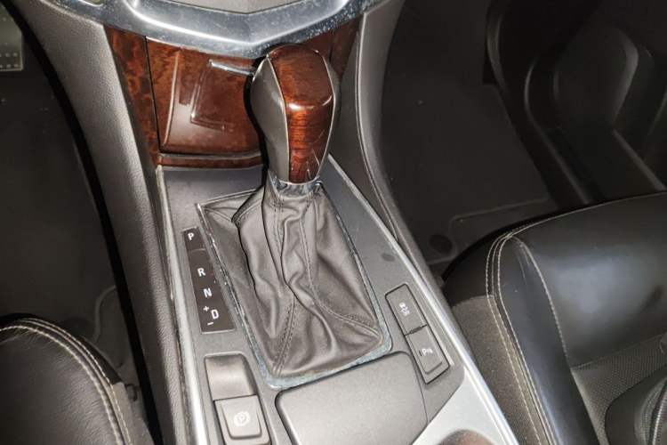 Used Cadillac SRX 2012 3.0L Luxury Model Gear Lever