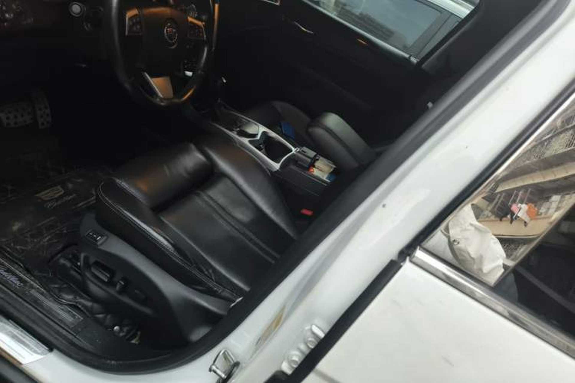 Used Cadillac SRX 2012 3.0L Leading Model Left Front Seat