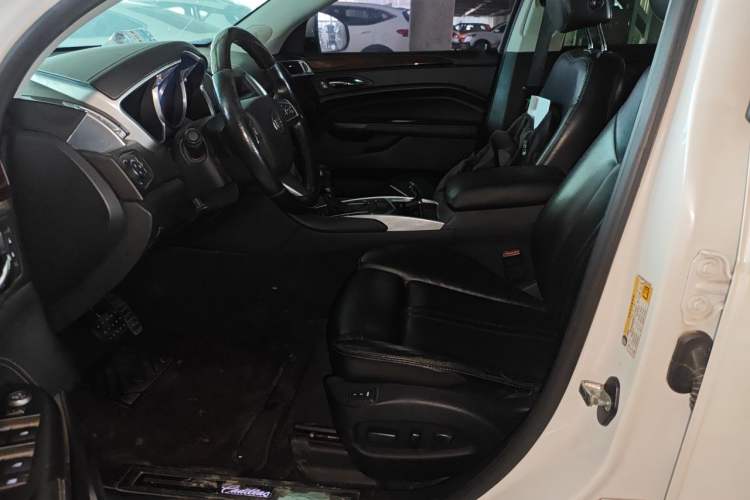 Used Cadillac SRX 2012 3.0L Elite Edition Left Front Seat