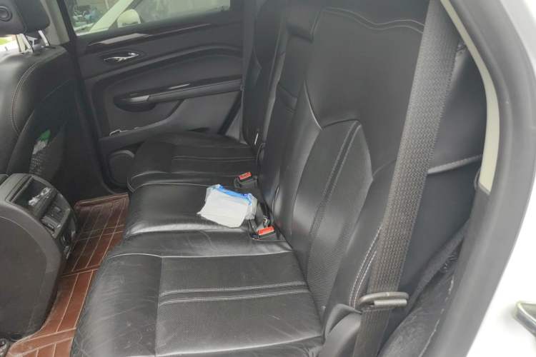 Used Cadillac SRX 2012 3.0L Elite Edition Left Rear Seat