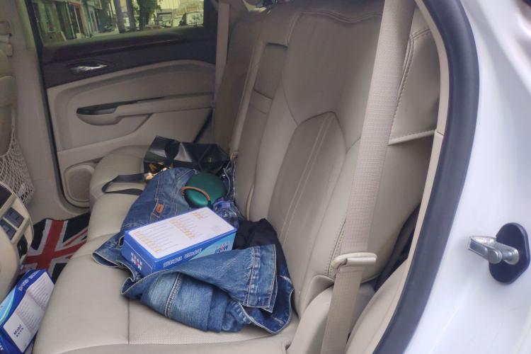 Used Cadillac SRX 2012 3.0L Elite Edition Left Rear Seat